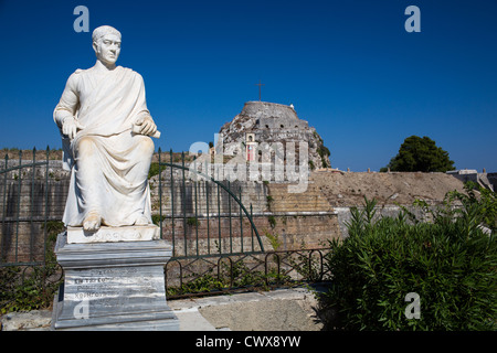 Statue of Frederick North, the 5th Earl of Guilford (1766 - 1827) in Kerkyra (Corfu), Corfu, Ionian Islands, Greece. Stock Photo