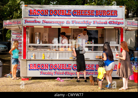 Queue at a static Burger Van at the Muswell Hill festival 2012 in Cherry Tree Wood - London UK Stock Photo