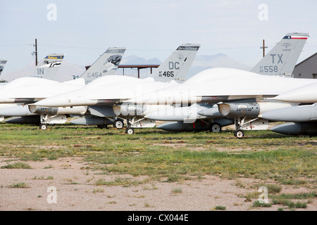 F-16 Fighting Falcon aircraft in storage at the 309th Aerospace Maintenance and Regeneration Group at Davis-Monthan AFB. Stock Photo