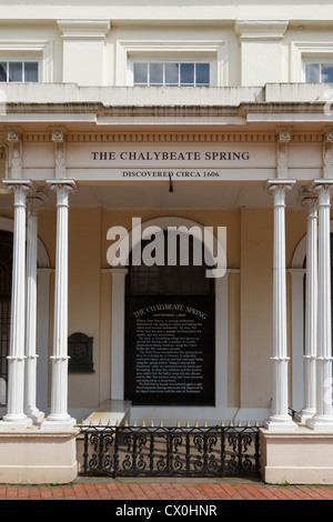 The 17th century Chalybeate Spring circa 1606 on The Pantiles, Royal Tunbridge Wells, Kent, England, UK, Britain Stock Photo