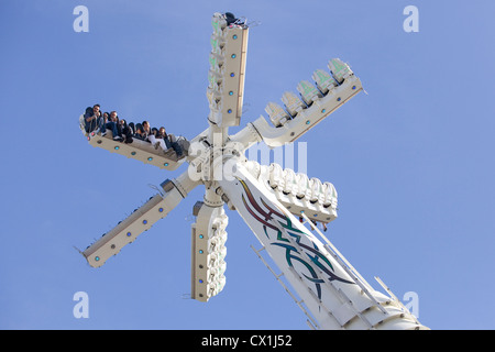 Fairground Thrill ride in Oxford city center Stock Photo