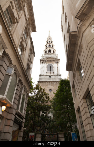 The tower of Saint Bride's Church in Fleet Street London Stock Photo