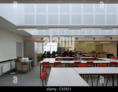 Colston's Girls' School, Bristol, United Kingdom. Architect: Walters and Cohen Ltd, 2011. Interior of flexible classroom with co Stock Photo