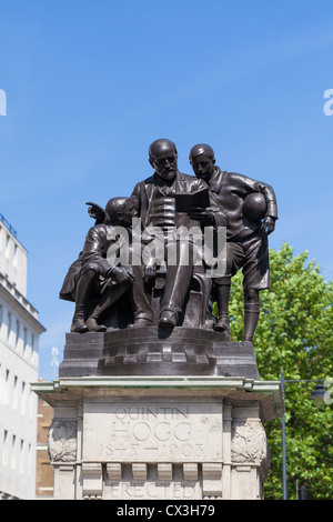 Memorial statue to Quintin Hogg, London, England Stock Photo