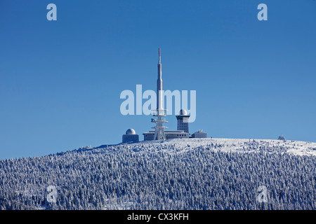 The Brocken Transmitter, old and new transmission tower on the Brocken in the snow in winter, Saxony-Anhalt, Germany Stock Photo