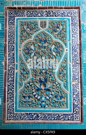 detail of tiling of Shad-i Malik Aqa mausoleum, Shah-i Zinda necropolis, Samarkand, Uzbekistan Stock Photo