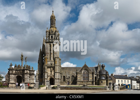 The parish church and calvary at Pleyben, Finistère, Brittany, France Stock Photo