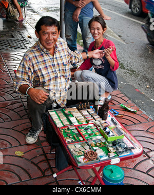 Patpong Bangkok Thailand Thai night market food bar pub Stock Photo