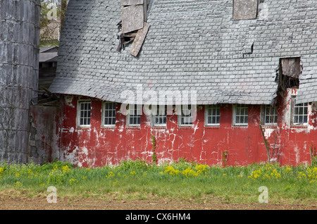 Weathered Red Rustic Farm Barn Stock Photo