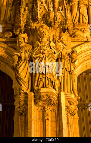 BRUSSELS - JUNE 21: Nightly detail from main portal of Saint Michael s and Saint Gudula gothic cathedral on June 21, 2012 in Br Stock Photo