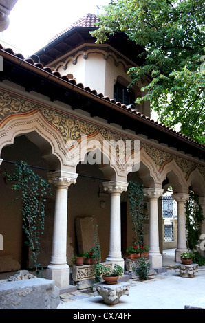 Internal view of the Cloister in the Stavropoleos monastery of Bucharest Stock Photo