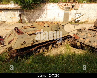 Soviet 100 mm self-propelled artillery installation SU 100 Stock Photo ...