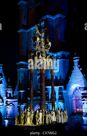 Illumination du calvaire de St Thégonnec .illumination of the Calvary at St Thegonnec .Finistère .Brittany .France Stock Photo