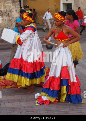 Traditional Cumbia Dancers preparing in Cartagena, North Colombia Stock Photo