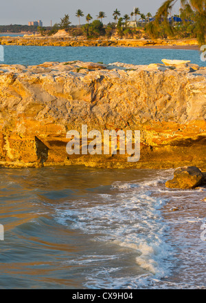 Warm sunlight on rocks on Darwin's coastline, Northern Territory, Australia Stock Photo
