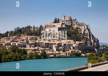 River Durance, and the city of Sisteron, Provence, France. Stock Photo