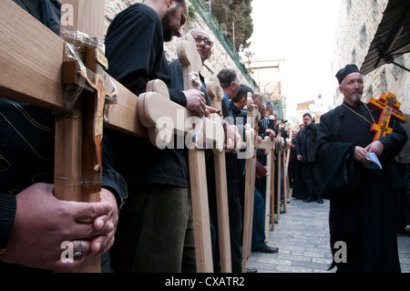 Good Friday processions along the Way of the Cross (Via Dolorosa) in the Old City, Jerusalem in 2011, Jerusalem, Israel Stock Photo