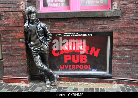 John Lennon sculpture, Mathew Street, Liverpool, Merseyside, England, United Kingdom, Europe Stock Photo