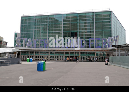 The entrance to the Staten Island Ferry Terminal beside Battery Park, Manhattan, New York. Stock Photo