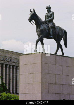 The 1960 equestrian statue of General Carl Gustaf Emil Mannerheim by Aimo Tukiainen in Helsinki, Finland Stock Photo