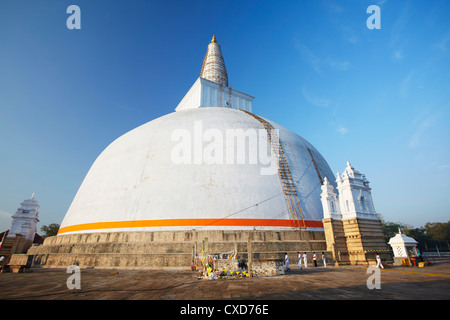 Ruvanvelisaya Dagoba, Anuradhapura, UNESCO World Heritage Site, North Central Province, Sri Lanka, Asia Stock Photo