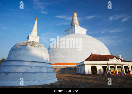 Ruvanvelisaya Dagoba, Anuradhapura, UNESCO World Heritage Site, North Central Province, Sri Lanka, Asia Stock Photo