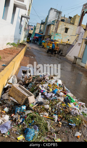 Discarded household waste in an Indian street. Andhra Pradesh, India Stock Photo