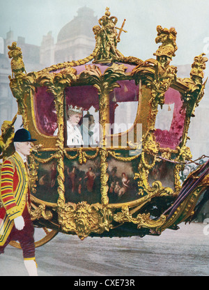 Their Majesties King George V and Queen Mary in the historic State Coach. Stock Photo