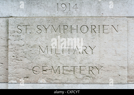 An engraved stone at the entrance to St Symphorien military cemetery near Mons, Belgium. Stock Photo