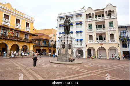 Spanish colonial architecture buildings around Plaza de los Coches, Cartagena de Indias, Colombia. Stock Photo