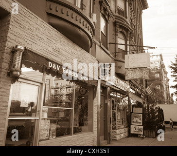Hoboken, New Jersey, USA, Barber shop, Street Scenes, Filtered Vintage View, B & W 'Instagram' vintage shop front Stock Photo