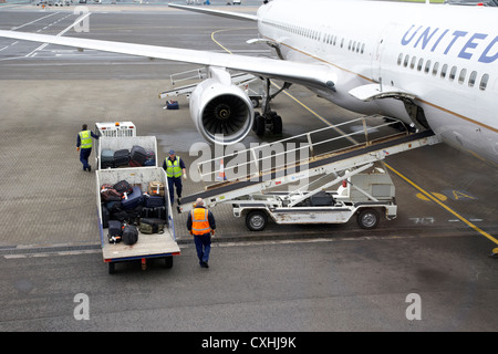 united airlines baggage tracing