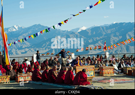 India, Ladakh, Leh, Tibetan ceremony in Shanti Stupa with Tibetan monks and Tibetan traditional dances Stock Photo