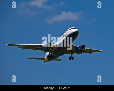 British Airways Airbus A319 Aircraft, Gatwick Airport, Sussex, England Stock Photo