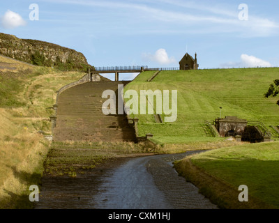 Overflow spillway at Butterley Reservoir, Marsden UK. A Grade II list structure replaced in concrete by the water company in 2016/17 Stock Photo