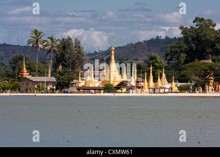 Myanmar, Burma. Pone Ta Loke Lake and Kan Tau monastery, Pindaya, Shan State. Stock Photo