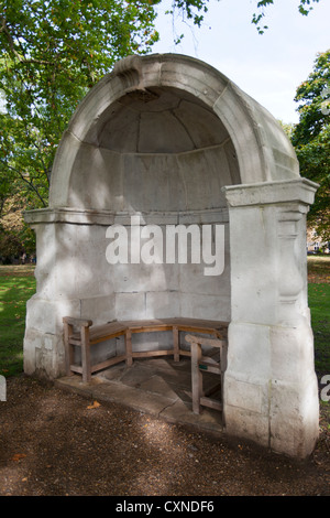 Pedestrian alcove a fragment of the old London Bridge, demolished in 1831. Two have resided in Victoria Park since 1860, London. Stock Photo