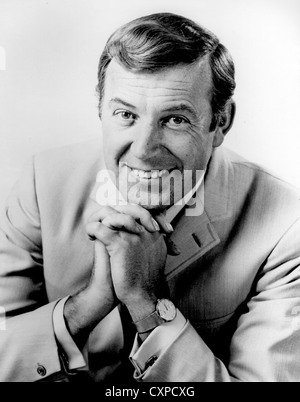 VAL DOONICAN  Promotional photo of Irish singer about 1967 Stock Photo