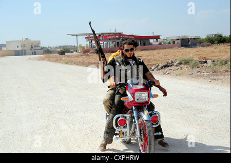 The Free Syrian Army, the main armed rebel group fighting President Bashar al-Assad’s government. Azaz a stegic town roughly 30 Stock Photo