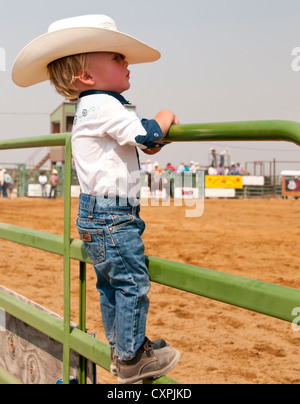 Cowboy kids dressed in western attire at Rodeo, Bruneau, Idaho, USA Stock Photo