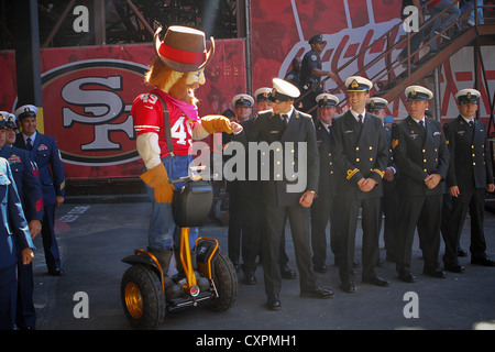 49ers Mascot Sourdough Sam Fires Crowd Editorial Stock Photo