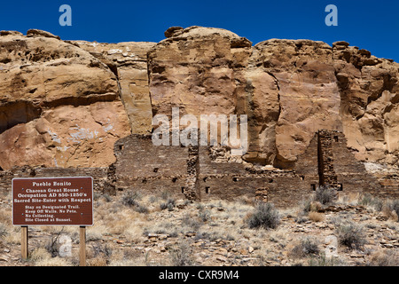 Chaco, National Heritage Park, Pueblo Bonito marker sign, archaeological ruin site, New Mexico Stock Photo