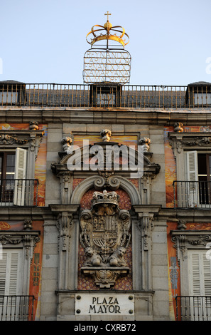 Crown and mural paintigs on the Casa de la Panaderia building, bakers' house, Plaza Mayor square, Madrid, Spain, Europe Stock Photo