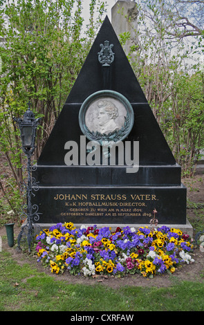 The grave of the German- Austrian composer Johann Strauss Vater in the Zentralfriedhof cemetery, Simmering,  Vienna, Austria. Stock Photo