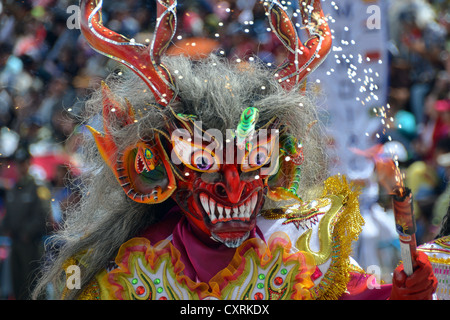 Mask at the largest Indio carnival in the world, Diablada, Dance of the Devils, living UNESCO World Heritage Site, Oruro Stock Photo
