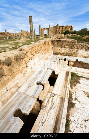 latrines leptis hadrian