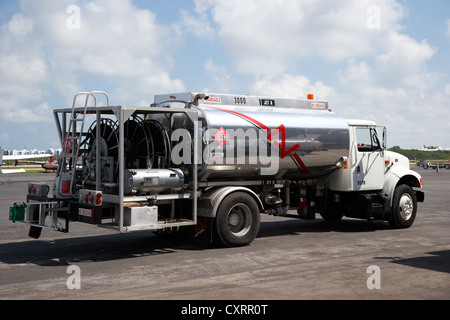 Airport aviation fuel truck with JET A1 aero fuel and HAZCHEM sign at ...