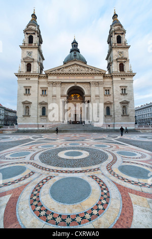 St. Stephen's Basilica, the largest church in Budapest, Hungary, Eastern Europe, Europe Stock Photo