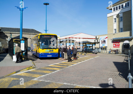 dh Inverness bus station INVERNESS INVERNESSSHIRE Citylink bus loading passengers at  terminal buses transport uk Stock Photo