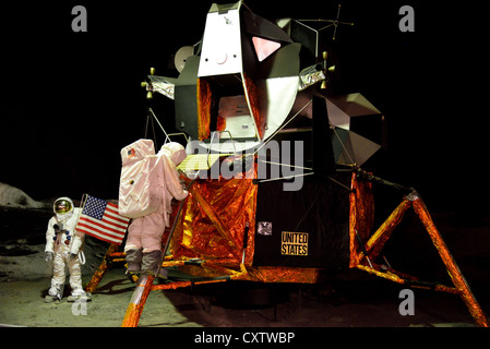 Display of United States Apollo lunar landing module. Space Expo ...